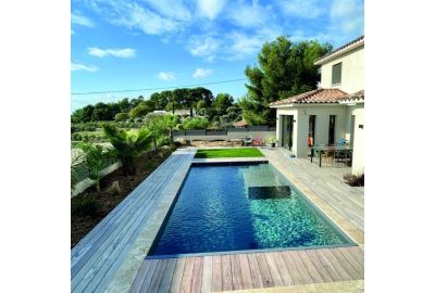 Entretien piscine au sel : comment ça marche ?