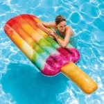 Autour de la piscine