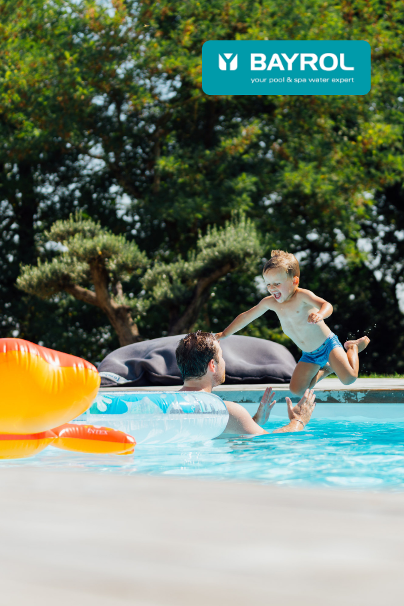 J'entretiens ma piscine avec Bayrol